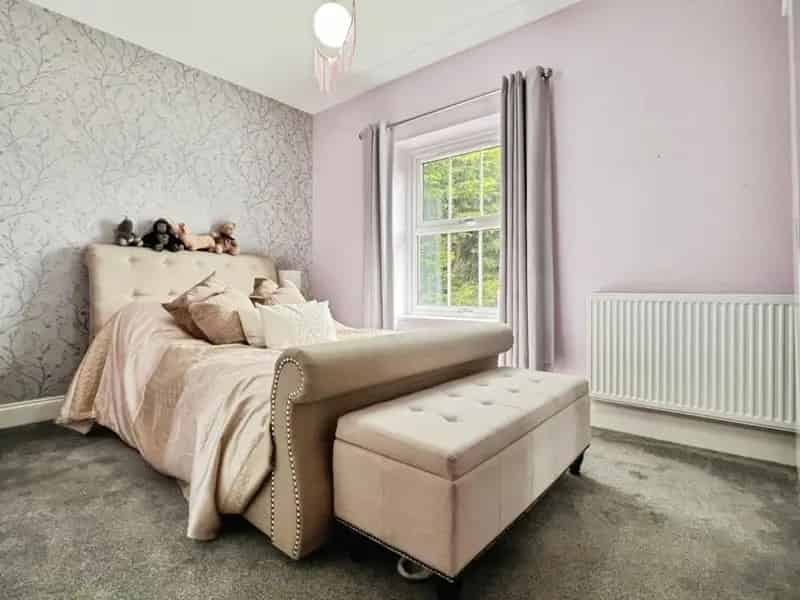 3 Bed Detached House for Sale in Charing