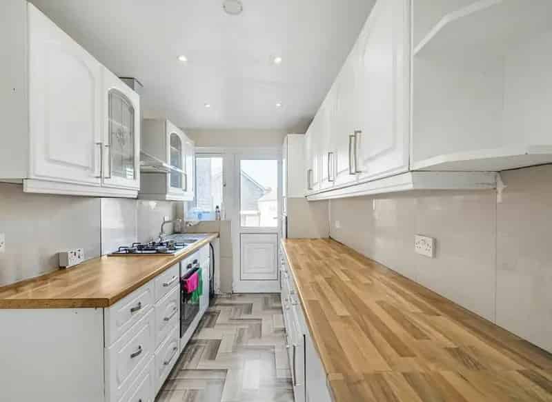 1930s Terraced House Nunhead Spacious Garden Off Street Parking