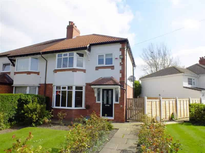 3 bedroom House
 To Let