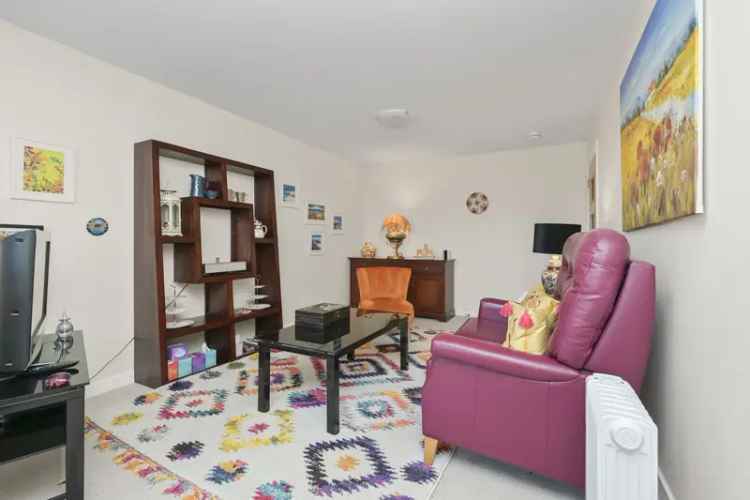 1 Bedroom Retirement Property House to Rent