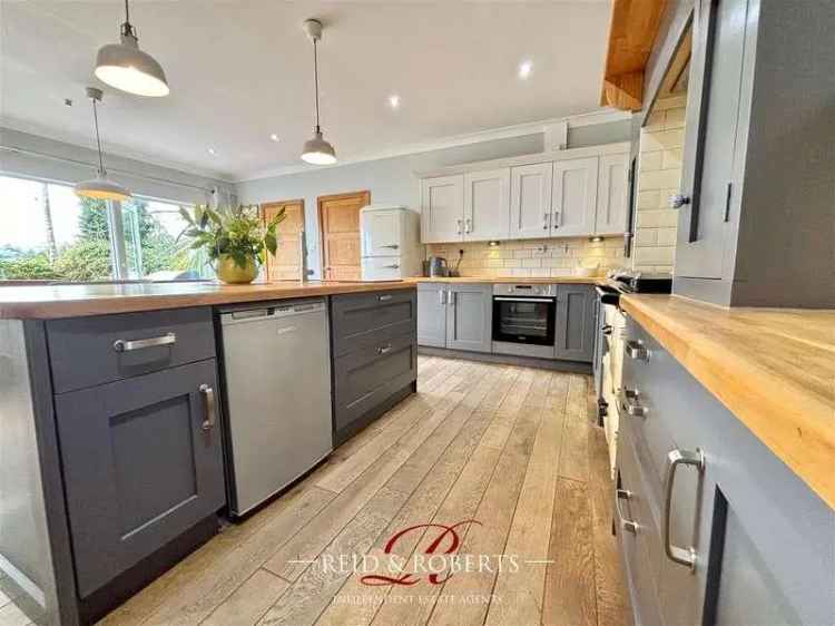 4 Bed Detached House for Sale