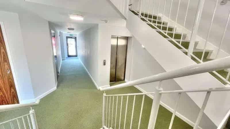 2 Bed Flat for Sale Petersfield Town Centre
