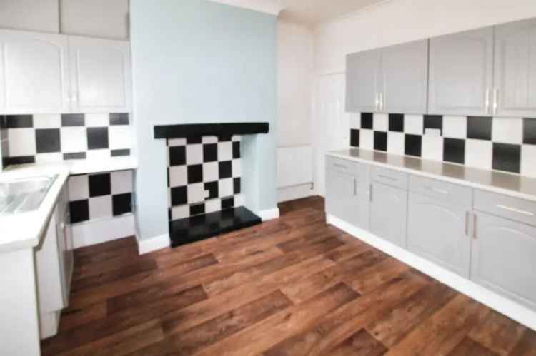 2 Bedroom Mid Terrace House For Sale Castleford West Yorkshire WF10