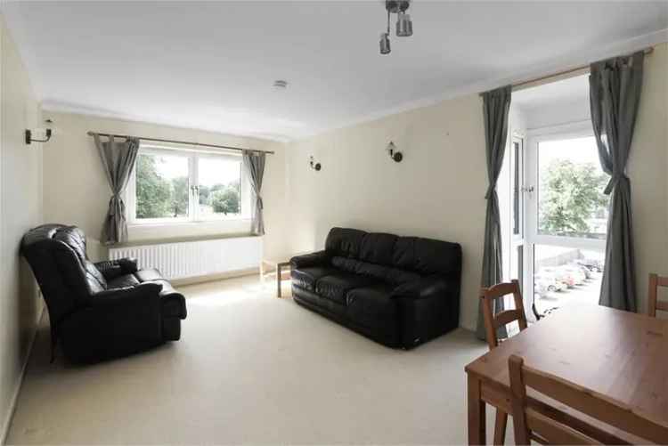 1 Bed Flat Morningside Edinburgh - Spacious Apartment with Parking