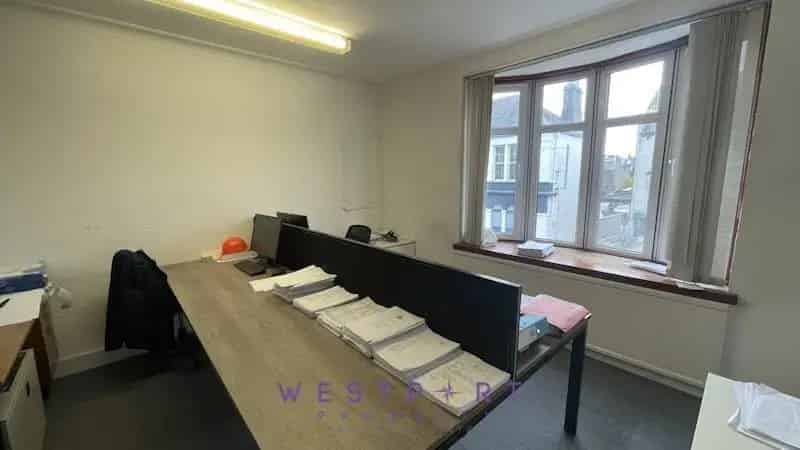Broughty Ferry Office Suite 5 Rooms Attic Storage Available Feb 2025