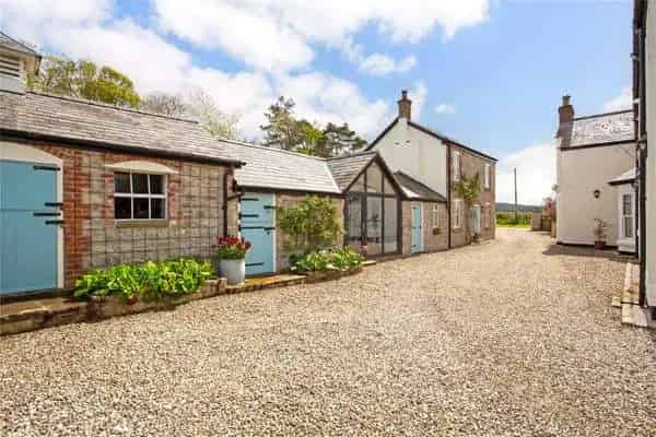 Mynydd Llan, Babell, Holywell, Flintshire, CH8 8QD | Property for sale | Savills