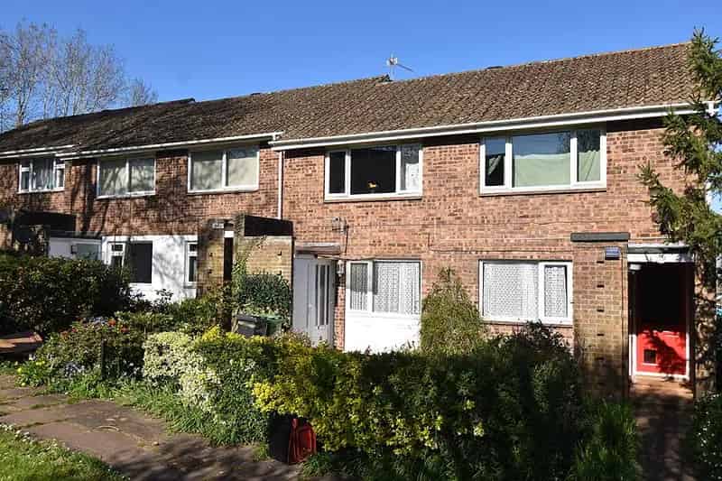 2 Bedroom Ground Floor Flat for Sale