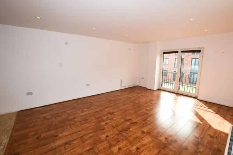 2 Bedroom Flat To Rent Available 30082025
