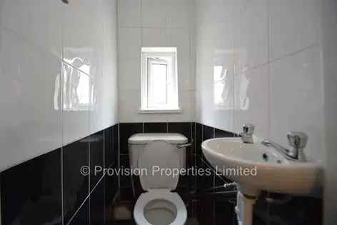 5 rooms house of 78 m² in London