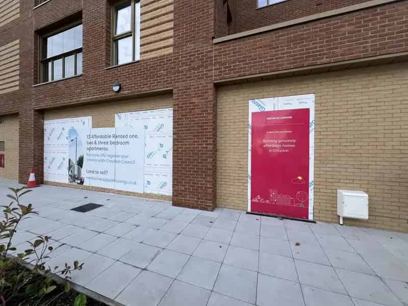 913 sq ft Ground Floor Commercial Unit South Croydon