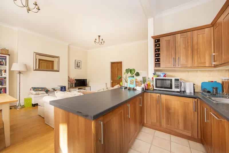 1 bedroom flat for sale