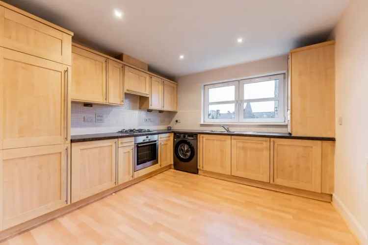 3 Bedroom Apartment Langside Glasgow