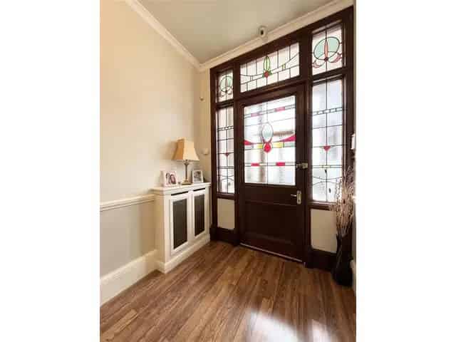 4 Bedroom Semi-Detached Villa For Sale