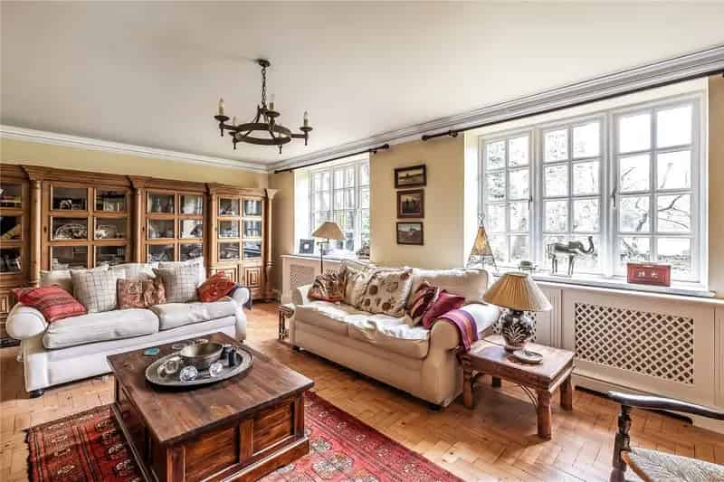 6 Bedroom Detached House for Sale Pendell Road Bletchingley