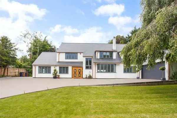 Harmer Green Lane, Welwyn, Hertfordshire, AL6 0AS | Property for sale | Savills