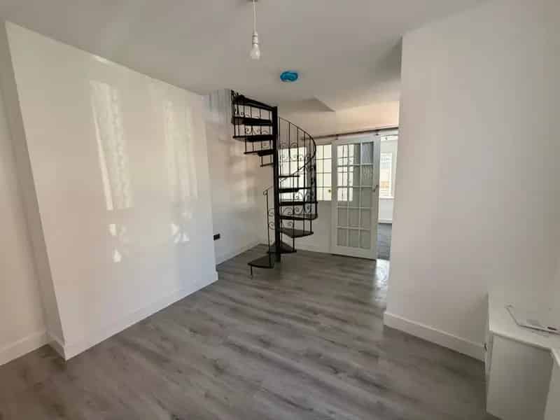 3 bedroom House
 To Rent