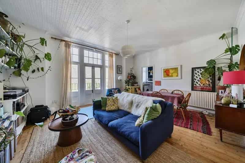 Two Bedroom Victorian Conversion Apartment
