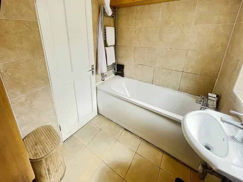 2 Bedroom House to Rent London E13