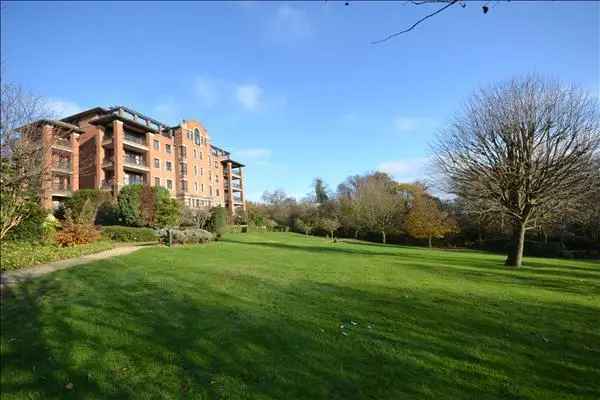 3 Bed Flat for Sale Harrow on the Hill - Chain Free