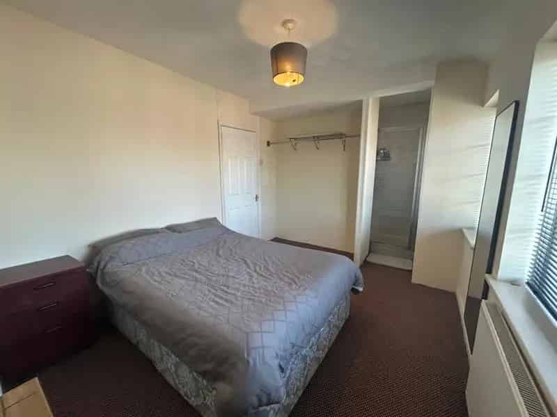 3 Bedroom House - Zero Deposit Guarantee Available