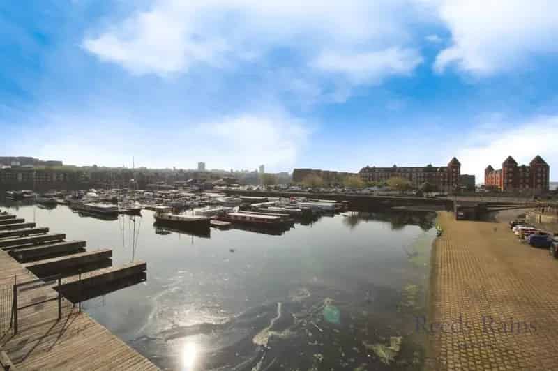 3 Bedroom Waterfront Apartment for Sale Liverpool L3
