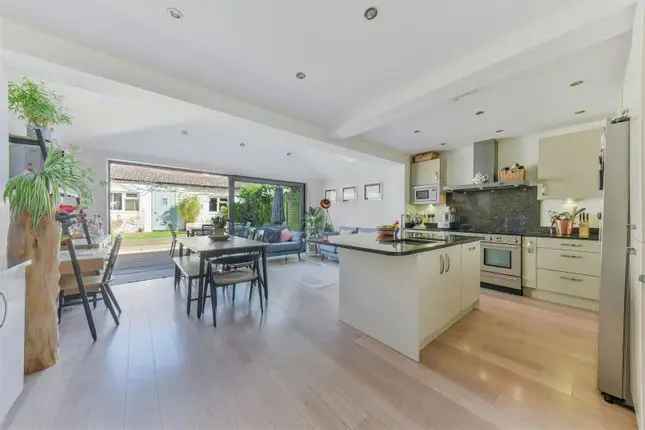 Five Bedroom Family Home for Sale in West Wimbledon