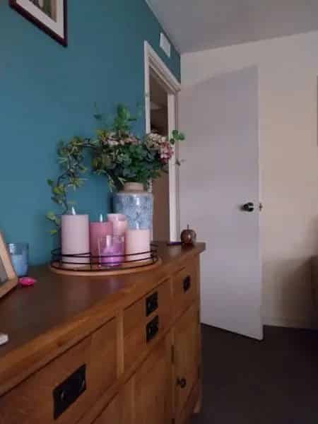Large 2 Bed Bungalow Near Coast