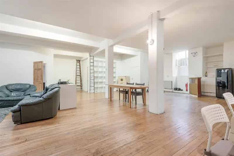 4 Bedroom Flat House to Rent in Shoreditch