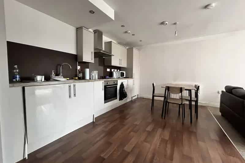 1 Bedroom City Center Apartment Near Train Station Zero Deposit Available