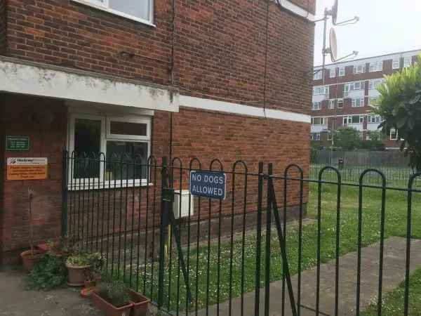 Flat For Rent in London, England