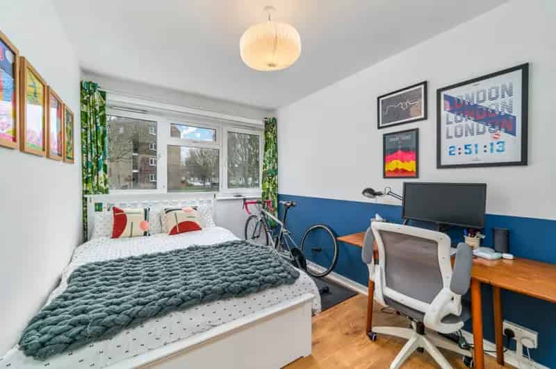 2 Bedroom Flat To Rent Available 13102025