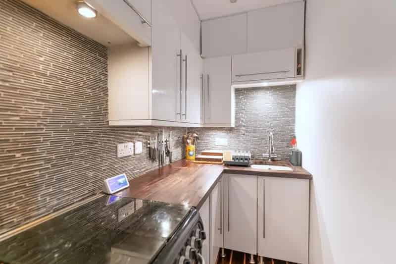 2 Bedroom Ground Floor Flat for Sale