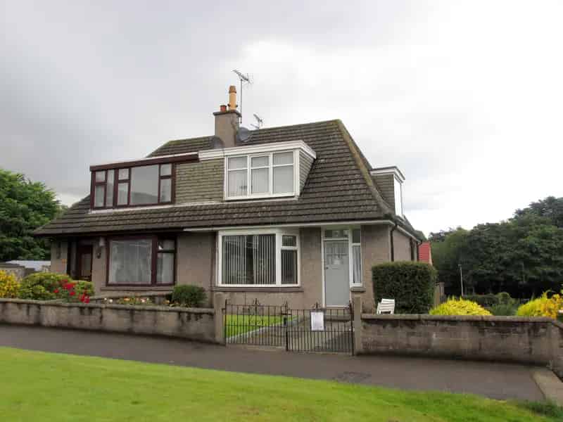 3 Bed Semi-Detached House Near Aberdeen University