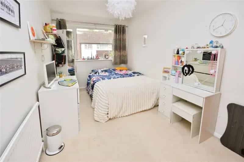 5 Bed House for Sale Near Hockerill School