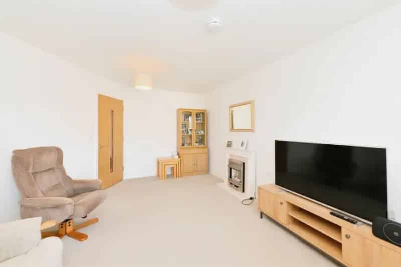 Royal Gardens Retirement Apartment Buntingford
