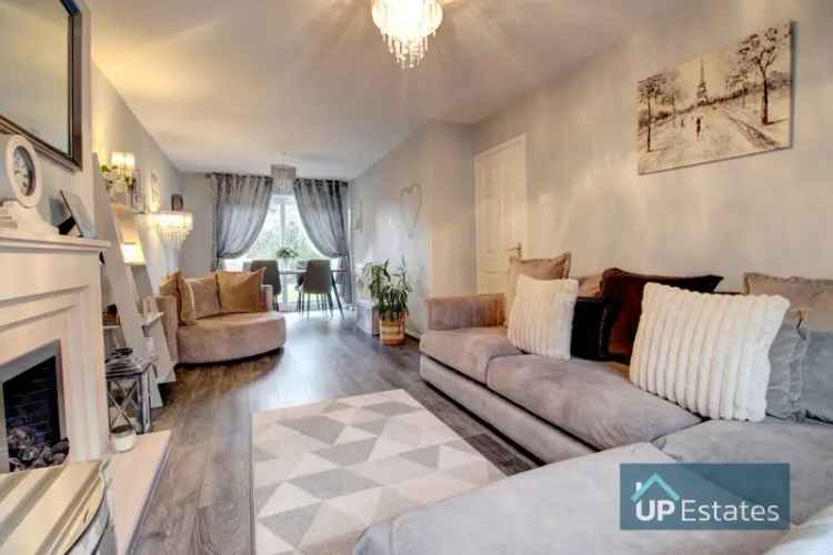 4 Bedroom Detached House for Rent Near University Hospital