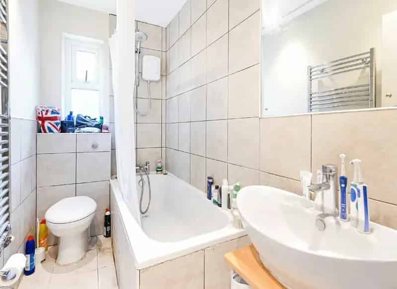 Three Bedroom House Near Canary Wharf