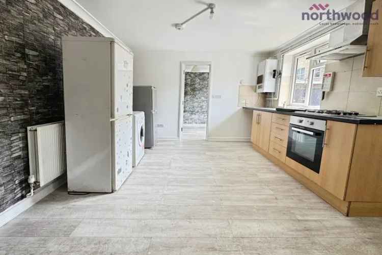 2-Bedroom Flat To Let - Garden - City Centre