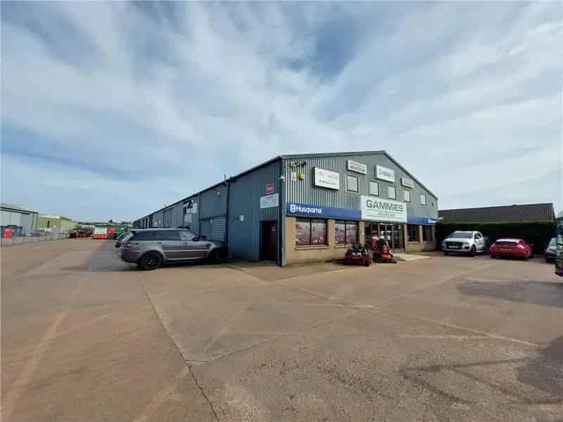 First Floor Offices in Secure Yard