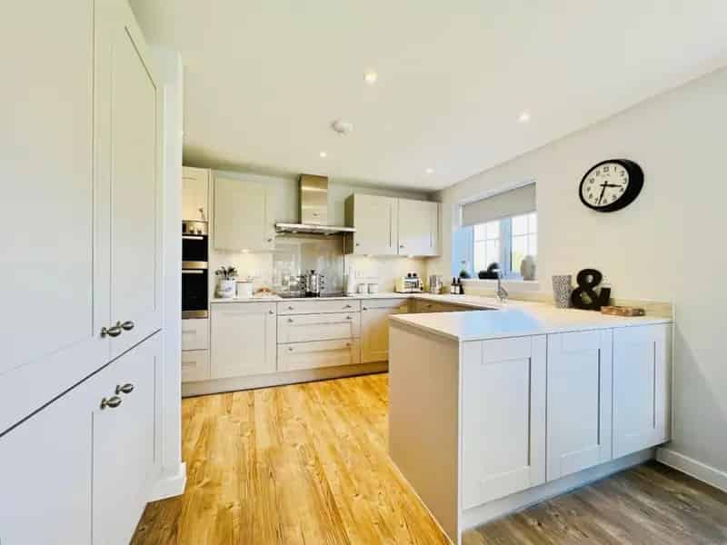 4 Bedroom House For Sale Near Tenterden High Street