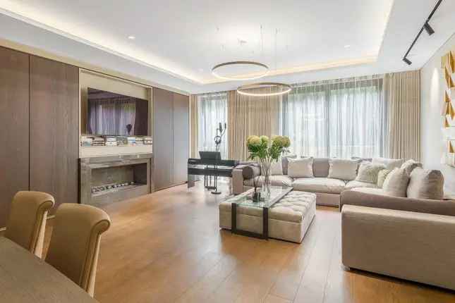 Luxury 3-Bedroom Apartment in Holland Park Villas Kensington