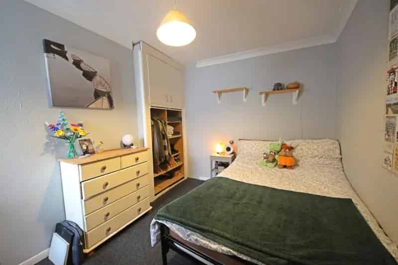 4 Bedroom Student House Town Centre Utility Bills Included