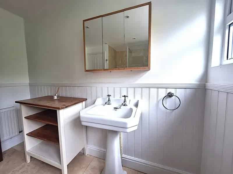 4 bedroom House
 To Rent