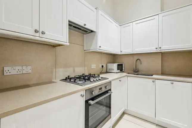 Flat to Rent De Vere Gardens South Kensington W8