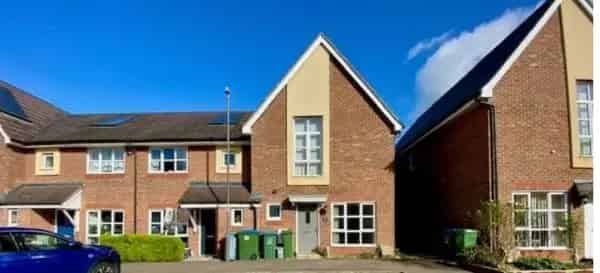 Spacious 2-Bedroom Family Home Near Hospital and Amenities