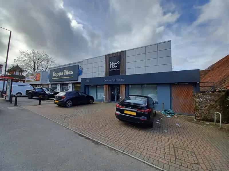 Freehold Semi-Detached Property A23 Purley Way Office Showroom Retail Warehouse