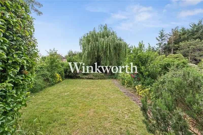 3 Bed House For Sale Near Southgate Tube