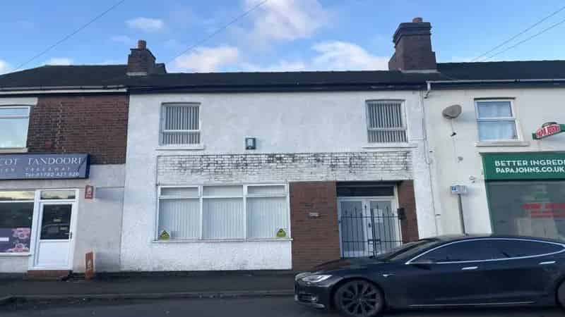 Retail Office Redevelopment Opportunity 1351 sq ft