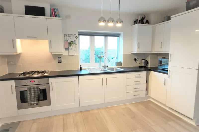 Luxury 2-Bedroom Coach House in Moreton Hall