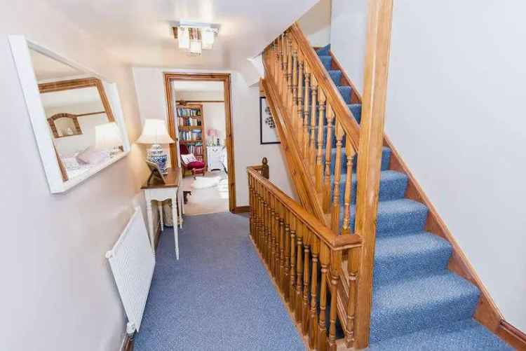 4 Bed Equestrian Smallholding for Sale